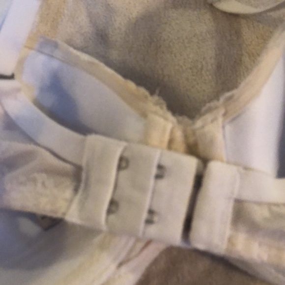 VS bra - Picture 5 of 8